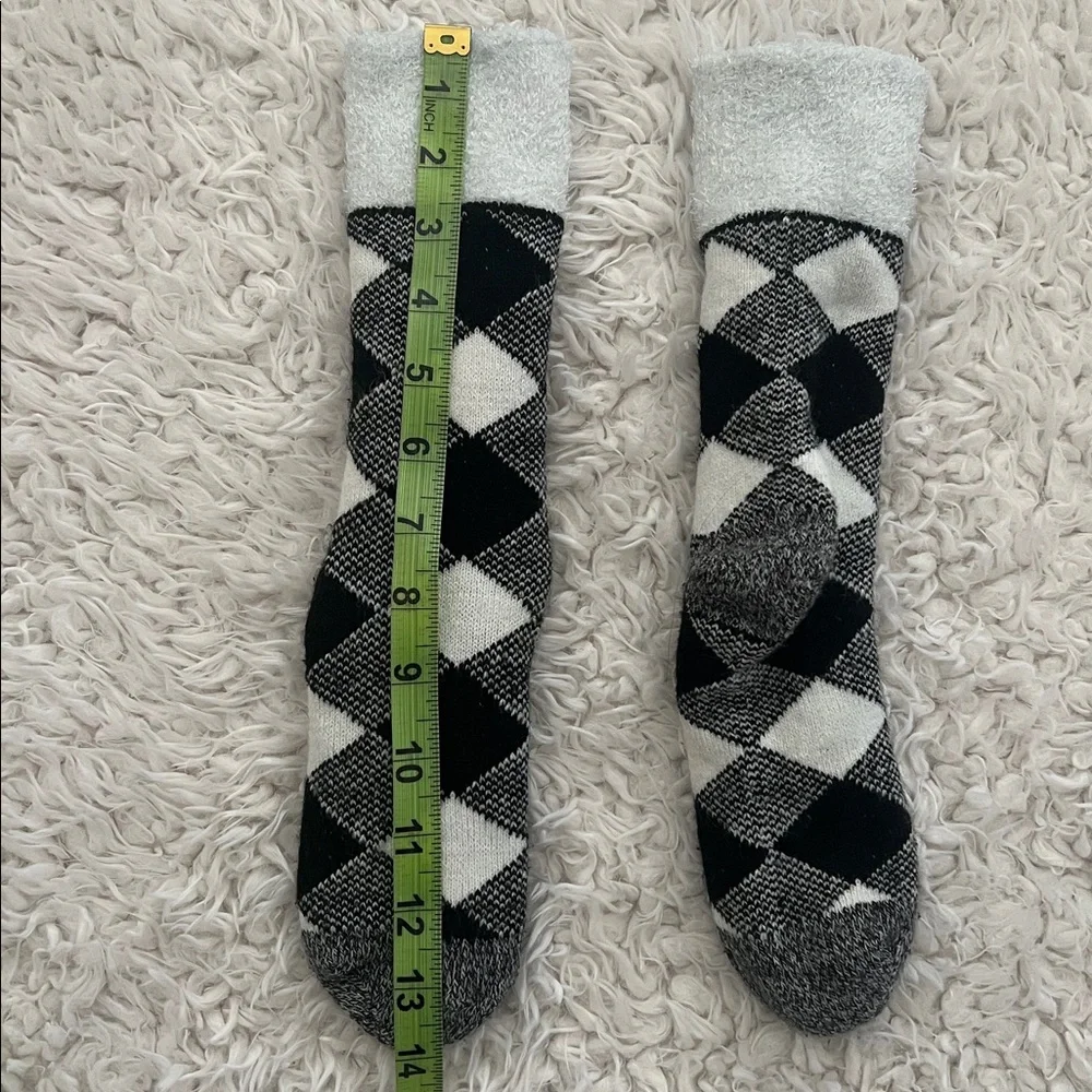 Magellan Women's Lodge Socks Fuzzy Winter
